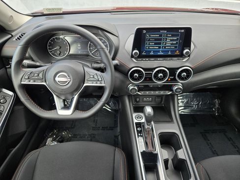 Used 2025 Nissan Sentra SR FWD image 6