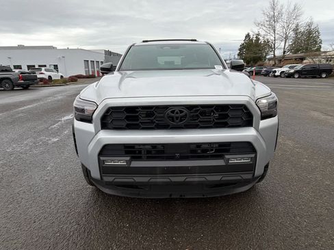 Certified 2025 Toyota 4Runner TRD Off-Road Premium image 5