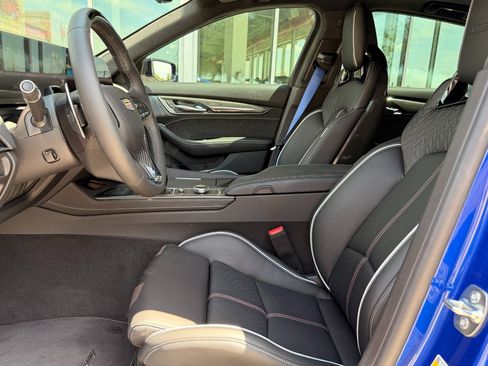 Used 2026 Cadillac CT5 V Blackwing w/ Deep Ocean Appearance Package RWD image 10