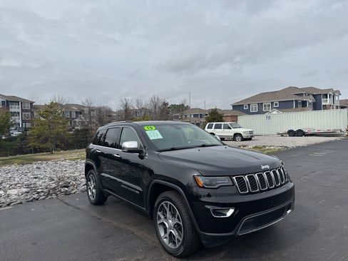 Used 2019 Jeep Grand Cherokee Limited w/ Luxury Group II image 7