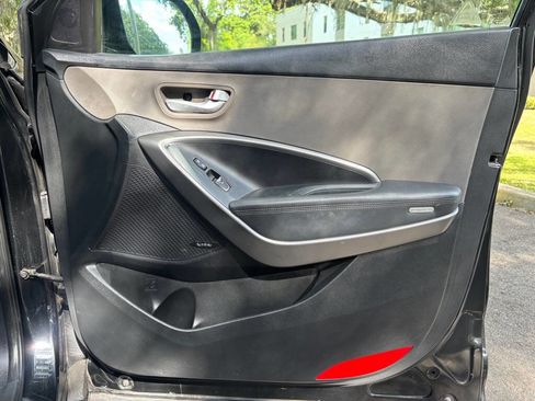 Used 2013 Hyundai Santa Fe Limited w/ Technology Pkg image 13