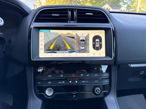 Used 2017 Jaguar F-PACE First Edition AWD/4WD image 32