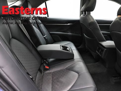 Used 2018 Toyota Camry XSE FWD image 24
