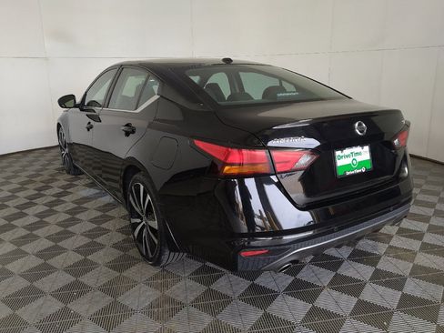 Used 2022 Nissan Altima 2.5 SR FWD image 5