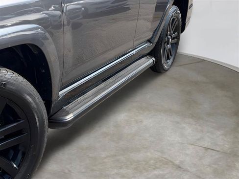 Used 2019 Toyota 4Runner Limited RWD image 6