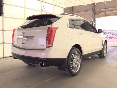 Used 2015 Cadillac SRX Premium image 8