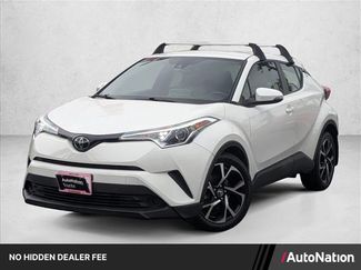 Used 2019 Toyota C-HR XLE FWD video 1