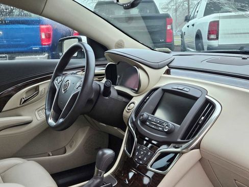 Used 2014 Buick LaCrosse Leather w/ Driver Confidence Package image 12