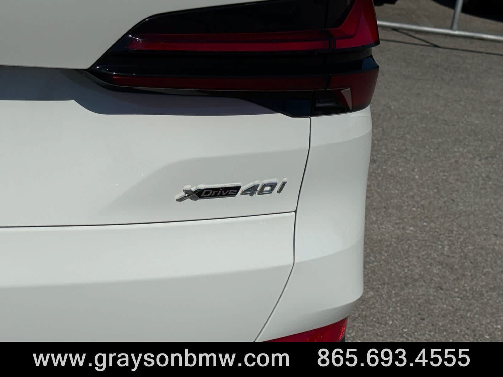 Used 2024 BMW X5 xDrive40i AWD/4WD image 11