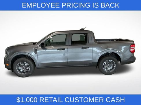 New 2025 Ford Maverick XLT w/ XLT Luxury Package AWD/4WD image 2