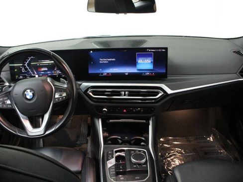 Used 2024 BMW 430i Convertible image 28