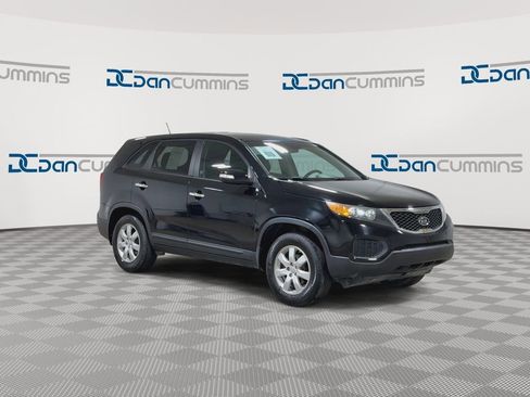 Used 2012 Kia Sorento FWD image 2