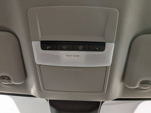 Used 2024 Nissan Sentra SV FWD image 22