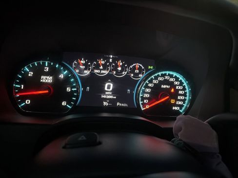 Used 2017 Chevrolet Tahoe LT image 11