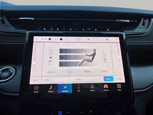 Used 2023 Jeep Grand Cherokee Limited w/ Luxury Tech Group II image 28