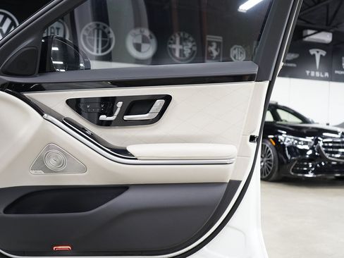 Used 2023 Mercedes-Benz S 580 4MATIC Sedan image 14