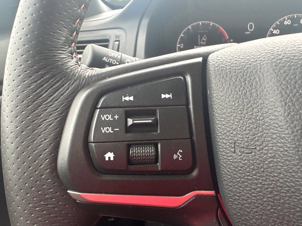 Used 2025 Honda Ridgeline TrailSport image 18