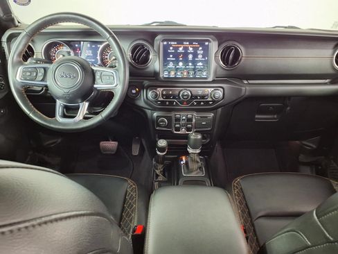 Used 2022 Jeep Gladiator Overland AWD/4WD image 13
