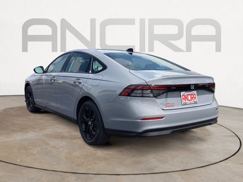 Used 2025 Honda Accord SE image 12