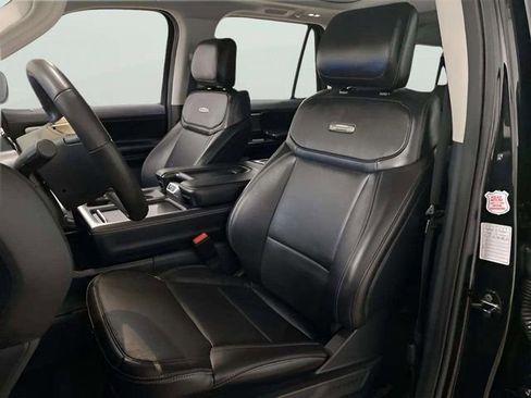 Used 2025 Ford Expedition Max Platinum AWD/4WD image 55