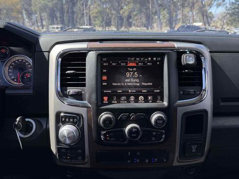 Used 2017 RAM 1500 Laramie image 18