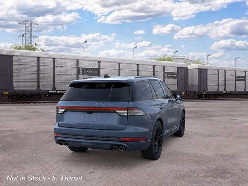 New 2026 Lincoln Aviator Reserve w/ Luxury Package AWD/4WD image 8