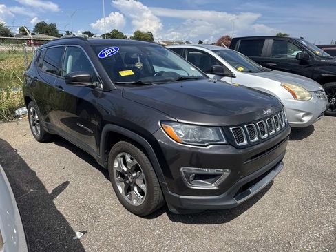 Used 2021 Jeep Compass Limited FWD image 13