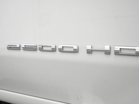 Used 2023 GMC Sierra 2500 SLE w/ SLE Convenience Package AWD/4WD image 10