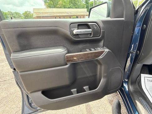 Used 2020 GMC Sierra 1500 Elevation w/ Elevation Value Package AWD/4WD image 17