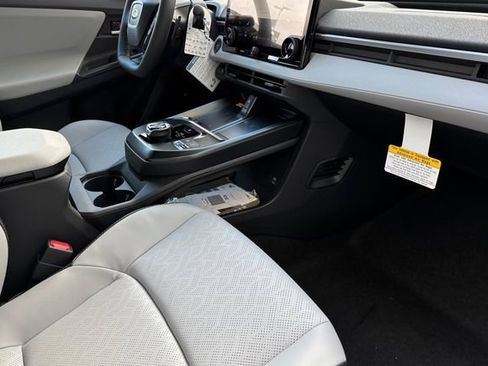 New 2026 Subaru Solterra AWD/4WD image 13