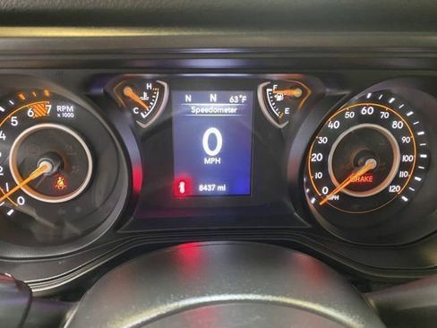 Used 2025 Jeep Wrangler Unlimited Sport AWD/4WD image 35