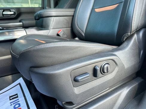 Used 2023 GMC Sierra 2500 AT4 w/ AT4 Preferred Package AWD/4WD image 34