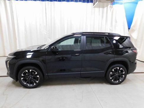 Used 2026 Chevrolet Equinox RS w/ Convenience Package III image 2