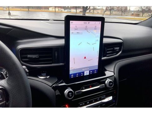 Used 2024 Ford Explorer ST w/ Equipment Group 401A image 7