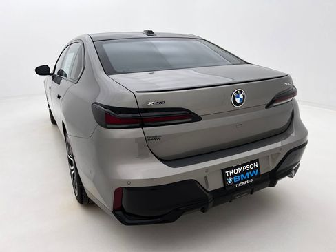 New 2026 BMW 740i xDrive image 6