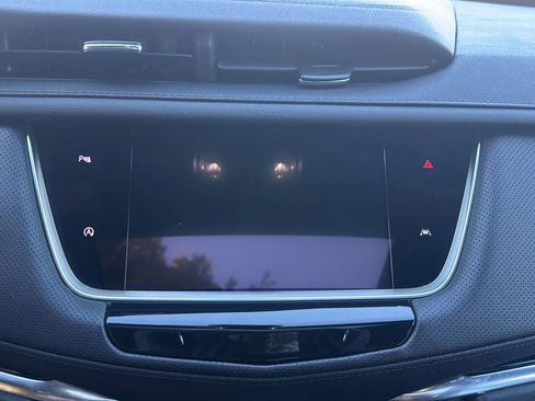 Used 2024 Cadillac XT6 Luxury w/ LPO, Floor Liner Package image 29