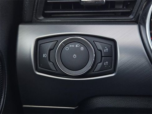 Used 2019 Ford Mustang GT Premium image 11