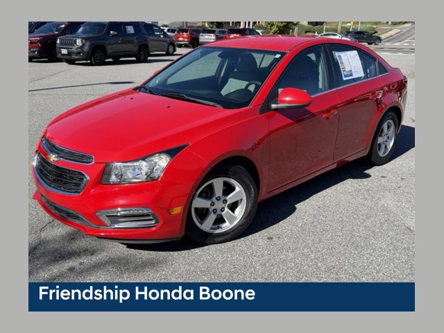 Used 2015 Chevrolet Cruze LT FWD image 1