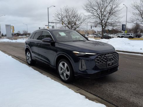 New 2025 Audi Q5 Premium Plus image 28