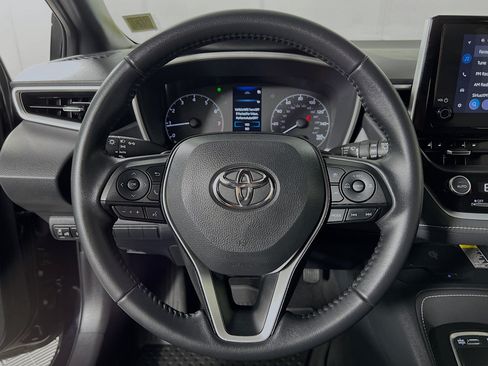 Certified 2025 Toyota Corolla SE w/ SE Package FWD image 11