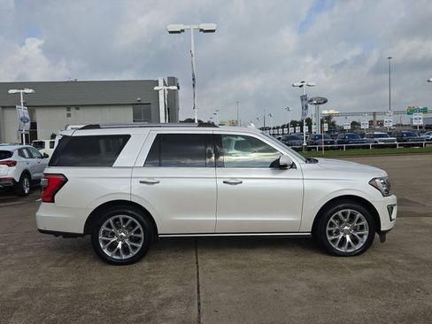 Used 2018 Ford Expedition Limited w/ Equipment Group 302A RWD image 4