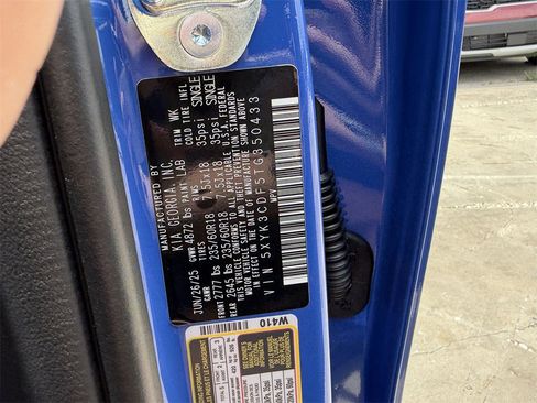 New 2026 Kia Sportage EX image 32