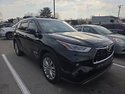 Used 2024 Toyota Highlander Platinum