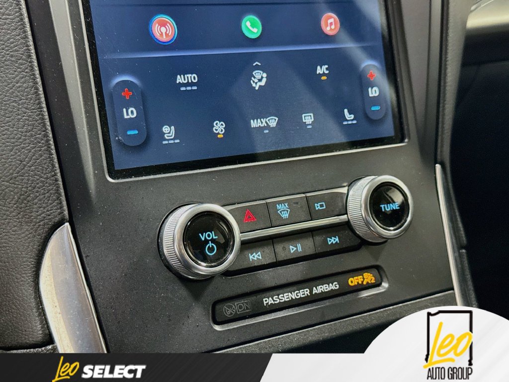 Used 2022 Ford Edge Titanium AWD/4WD image 17