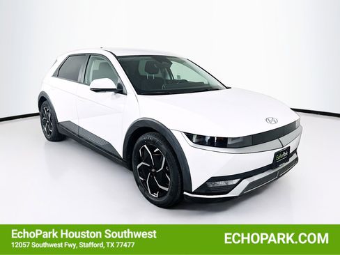 Used 2024 Hyundai Ioniq 5 SE RWD image 1