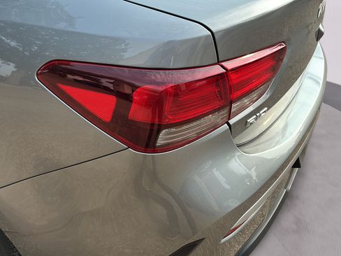 Used 2022 Kia Rio S FWD image 39