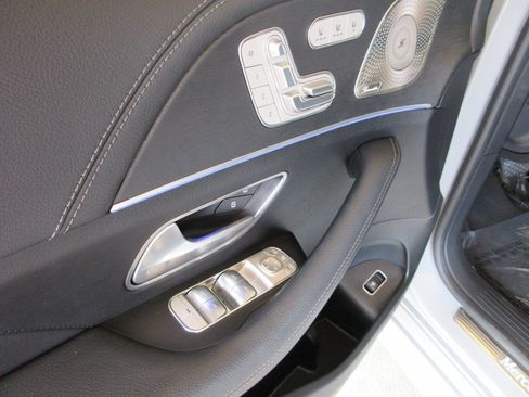 Used 2024 Mercedes-Benz GLE 580 4MATIC image 30