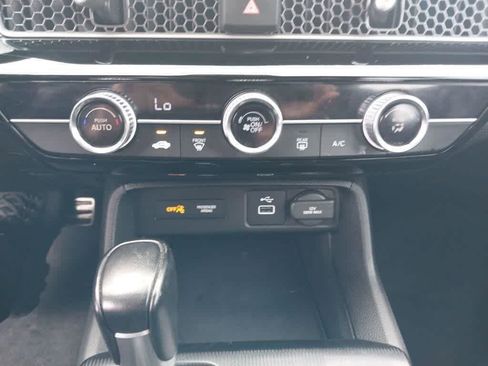Used 2022 Honda Civic Sport image 13