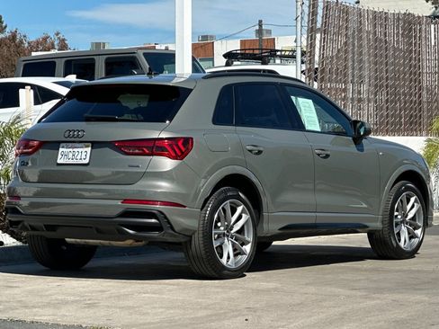 Used 2023 Audi Q3 2.0T Premium w/ Black Optic Sport Package image 4