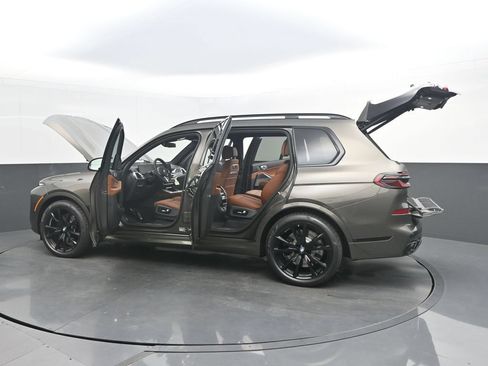 New 2027 BMW X7 M60i AWD/4WD image 54